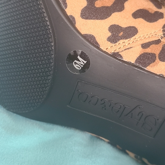 Brand new! Style&Co cheetah print high heel boots. Size 6 - Picture 10 of 12